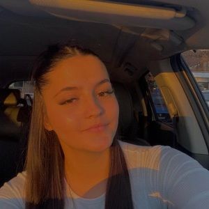 Meet your Posher, Breanna